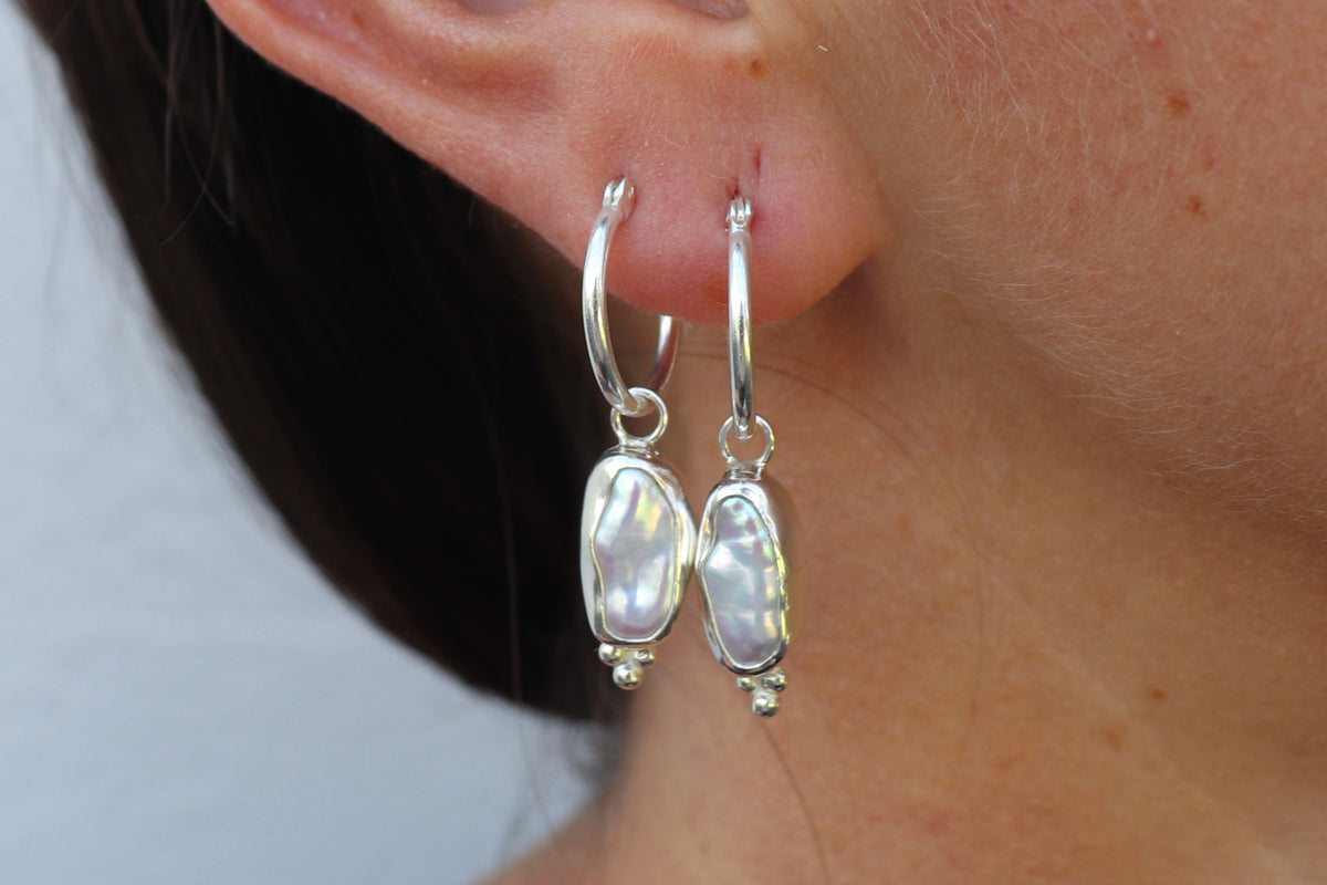 Pearl drop earrings
